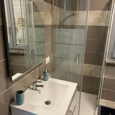 Appartamento Adua Ospedale S Andrea Clinica Santa Rita *